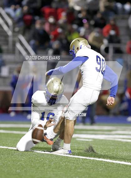 Thumbnail 3 in Brentwood @ Bartlett (TSSAA 6A Semifinal) photogallery.