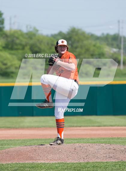 Thumbnail 2 in Mercer vs Rocky Grove (PIAA D10 AA Semi Final) photogallery.