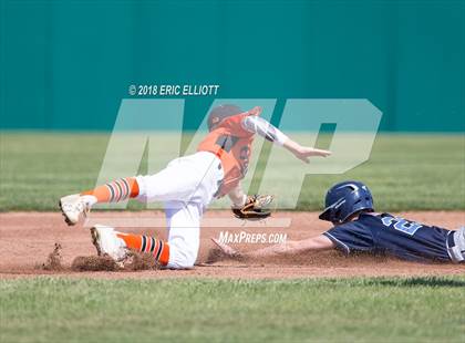 Thumbnail 3 in Mercer vs Rocky Grove (PIAA D10 AA Semi Final) photogallery.