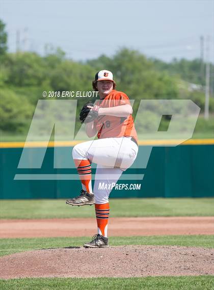 Thumbnail 3 in Mercer vs Rocky Grove (PIAA D10 AA Semi Final) photogallery.