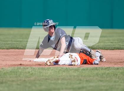 Thumbnail 3 in Mercer vs Rocky Grove (PIAA D10 AA Semi Final) photogallery.