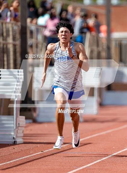 Thumbnail 1 in UIL District 2 6A Track and Field photogallery.