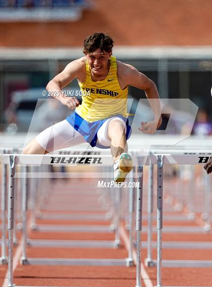 Thumbnail 3 in UIL District 2 6A Track and Field photogallery.