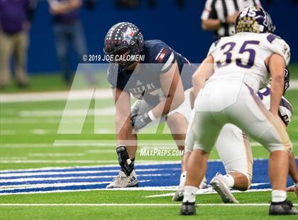 Thumbnail 3 in Navarro vs Wimberley (UIL 4A Quarterfinal Playoff) photogallery.