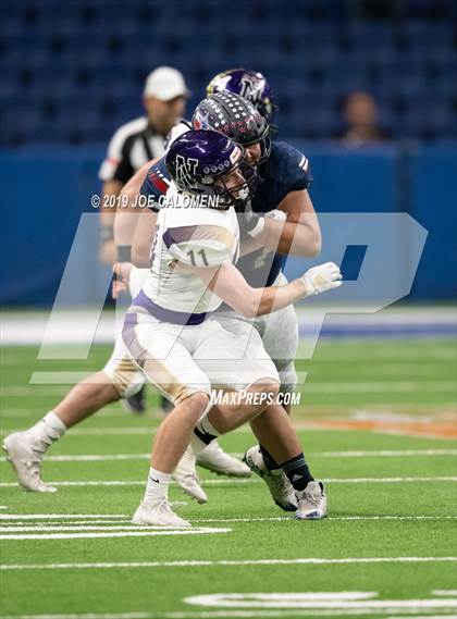 Thumbnail 2 in Navarro vs Wimberley (UIL 4A Quarterfinal Playoff) photogallery.