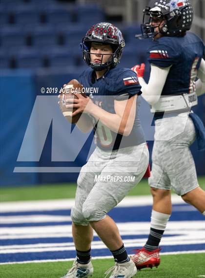 Thumbnail 2 in Navarro vs Wimberley (UIL 4A Quarterfinal Playoff) photogallery.