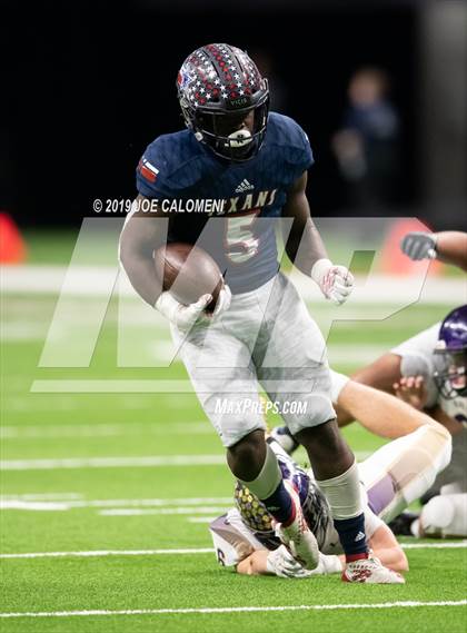 Thumbnail 1 in Navarro vs Wimberley (UIL 4A Quarterfinal Playoff) photogallery.