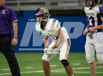 Thumbnail 1 in Navarro vs Wimberley (UIL 4A Quarterfinal Playoff) photogallery.