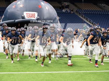 Thumbnail 3 in Navarro vs Wimberley (UIL 4A Quarterfinal Playoff) photogallery.