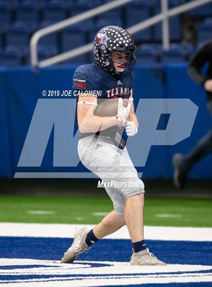 Thumbnail 1 in Navarro vs Wimberley (UIL 4A Quarterfinal Playoff) photogallery.