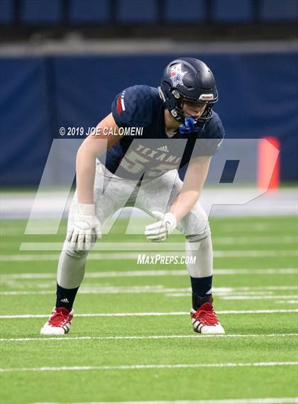 Thumbnail 3 in Navarro vs Wimberley (UIL 4A Quarterfinal Playoff) photogallery.
