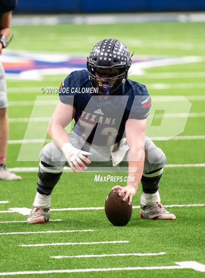 Thumbnail 2 in Navarro vs Wimberley (UIL 4A Quarterfinal Playoff) photogallery.