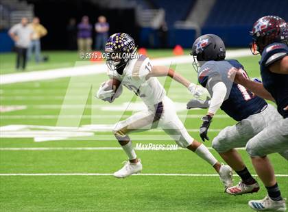 Thumbnail 3 in Navarro vs Wimberley (UIL 4A Quarterfinal Playoff) photogallery.