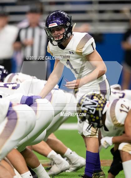 Thumbnail 1 in Navarro vs Wimberley (UIL 4A Quarterfinal Playoff) photogallery.