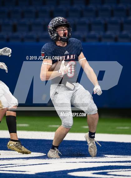 Thumbnail 3 in Navarro vs Wimberley (UIL 4A Quarterfinal Playoff) photogallery.