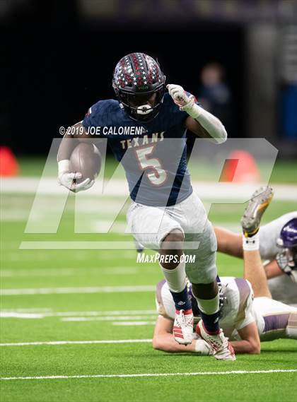 Thumbnail 2 in Navarro vs Wimberley (UIL 4A Quarterfinal Playoff) photogallery.