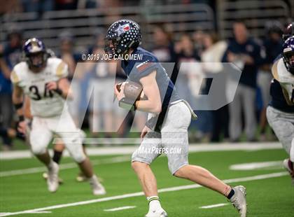 Thumbnail 1 in Navarro vs Wimberley (UIL 4A Quarterfinal Playoff) photogallery.