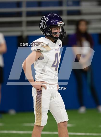 Thumbnail 3 in Navarro vs Wimberley (UIL 4A Quarterfinal Playoff) photogallery.