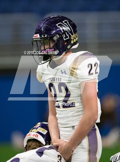 Thumbnail 2 in Navarro vs Wimberley (UIL 4A Quarterfinal Playoff) photogallery.