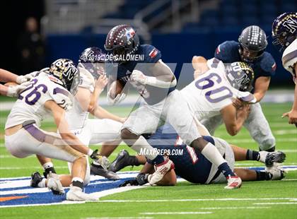 Thumbnail 2 in Navarro vs Wimberley (UIL 4A Quarterfinal Playoff) photogallery.