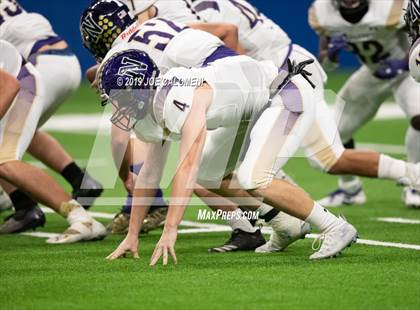 Thumbnail 3 in Navarro vs Wimberley (UIL 4A Quarterfinal Playoff) photogallery.