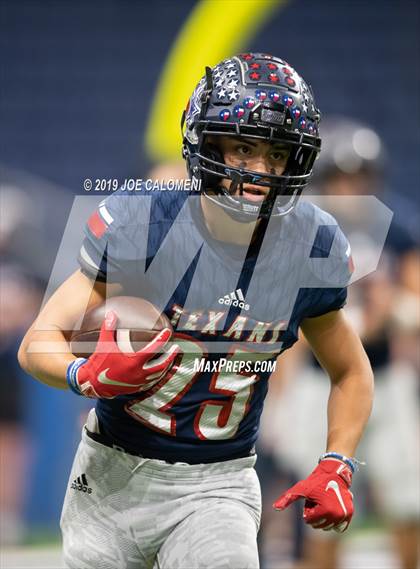 Thumbnail 1 in Navarro vs Wimberley (UIL 4A Quarterfinal Playoff) photogallery.