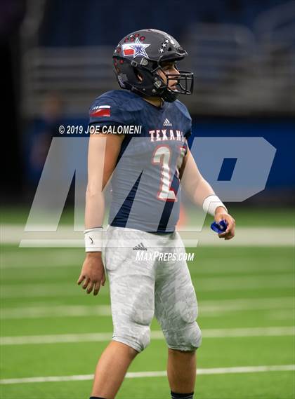 Thumbnail 2 in Navarro vs Wimberley (UIL 4A Quarterfinal Playoff) photogallery.