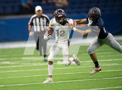Thumbnail 1 in Navarro vs Wimberley (UIL 4A Quarterfinal Playoff) photogallery.
