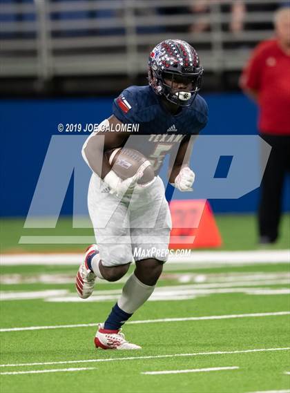Thumbnail 1 in Navarro vs Wimberley (UIL 4A Quarterfinal Playoff) photogallery.