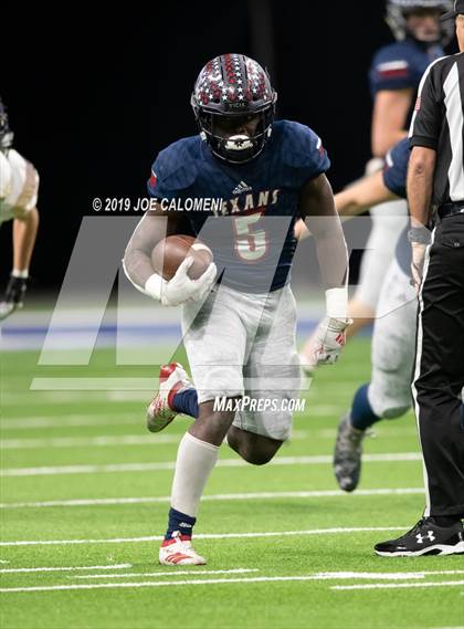 Thumbnail 1 in Navarro vs Wimberley (UIL 4A Quarterfinal Playoff) photogallery.