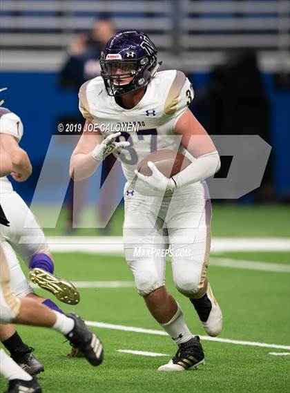 Thumbnail 3 in Navarro vs Wimberley (UIL 4A Quarterfinal Playoff) photogallery.