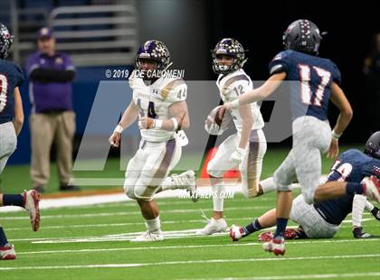 Thumbnail 2 in Navarro vs Wimberley (UIL 4A Quarterfinal Playoff) photogallery.