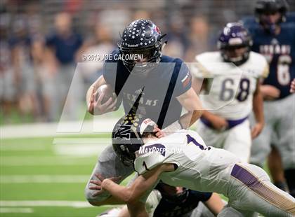 Thumbnail 3 in Navarro vs Wimberley (UIL 4A Quarterfinal Playoff) photogallery.