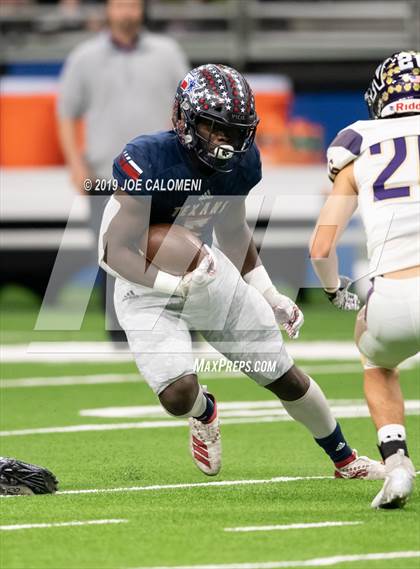Thumbnail 1 in Navarro vs Wimberley (UIL 4A Quarterfinal Playoff) photogallery.