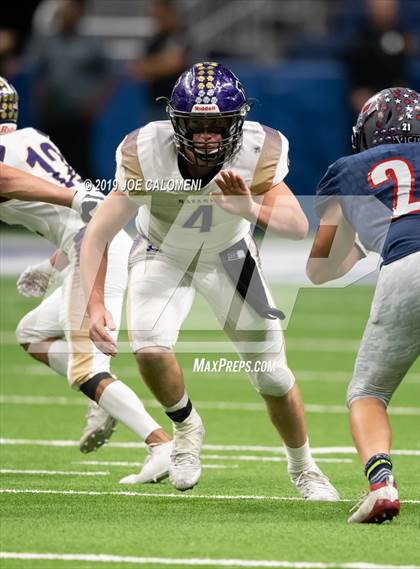 Thumbnail 2 in Navarro vs Wimberley (UIL 4A Quarterfinal Playoff) photogallery.
