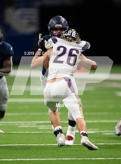 Thumbnail 2 in Navarro vs Wimberley (UIL 4A Quarterfinal Playoff) photogallery.