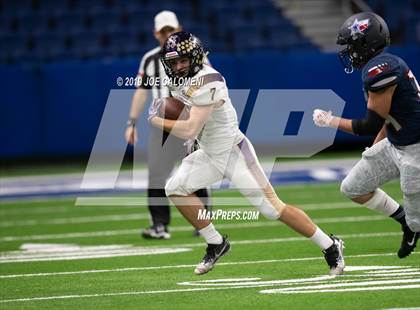 Thumbnail 1 in Navarro vs Wimberley (UIL 4A Quarterfinal Playoff) photogallery.
