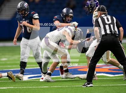 Thumbnail 3 in Navarro vs Wimberley (UIL 4A Quarterfinal Playoff) photogallery.