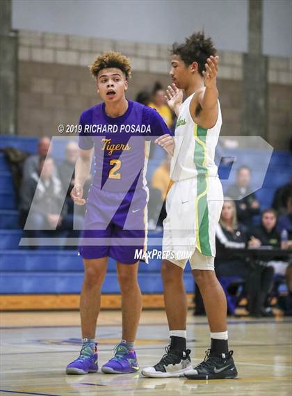 Thumbnail 2 in Lemoore vs. Roosevelt (Clovis Elks Tournament) photogallery.