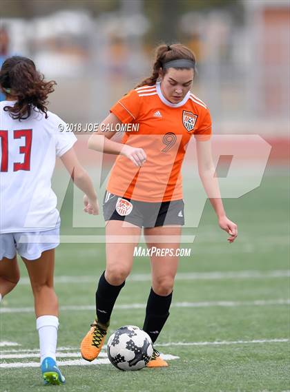 Thumbnail 1 in Medina Valley vs Lee [Robert E.] (Steele Showcase) photogallery.