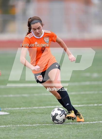 Thumbnail 1 in Medina Valley vs Lee [Robert E.] (Steele Showcase) photogallery.