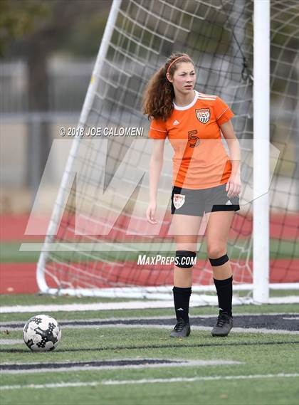 Thumbnail 1 in Medina Valley vs Lee [Robert E.] (Steele Showcase) photogallery.
