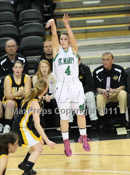 Thumbnail 2 in Del Oro vs. St. Mary's (CIF NorCal D2 Regional Final) photogallery.