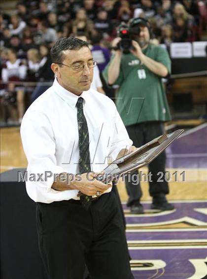 Thumbnail 3 in Del Oro vs. St. Mary's (CIF NorCal D2 Regional Final) photogallery.