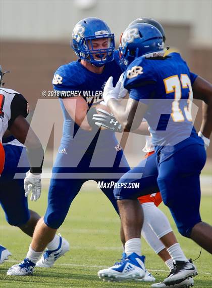 Thumbnail 3 in Washington vs. North Little Rock photogallery.