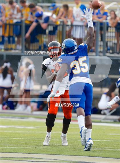 Thumbnail 1 in Washington vs. North Little Rock photogallery.