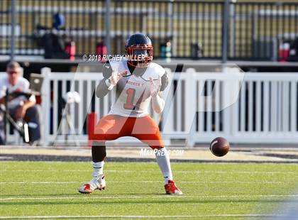 Thumbnail 3 in Washington vs. North Little Rock photogallery.
