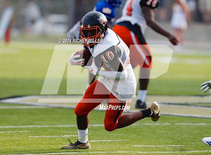 Thumbnail 3 in Washington vs. North Little Rock photogallery.