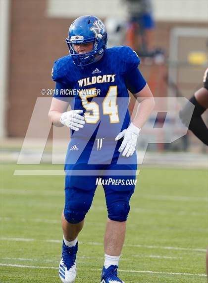 Thumbnail 3 in Washington vs. North Little Rock photogallery.