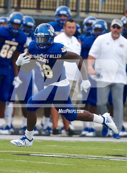 Thumbnail 1 in Washington vs. North Little Rock photogallery.